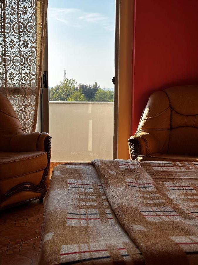 Sunny Riverside Tirana'S Oasis - Breakfast & Dinner Exterior foto